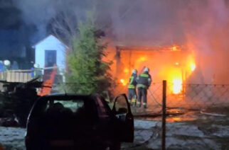 Tuchom. Pożar garażu i auta. Zobacz wideo!
