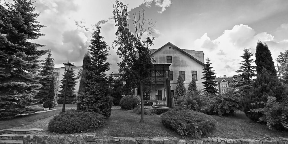 Kartuzy. Zwłoki mężczyzny przy starym sądzie