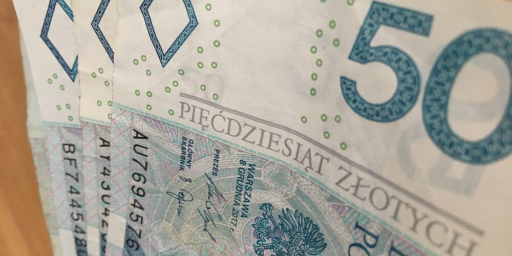 Region. Do 27 lutego rodzice mogą korzystać z dodatkowego zasiłku opiekuńczego