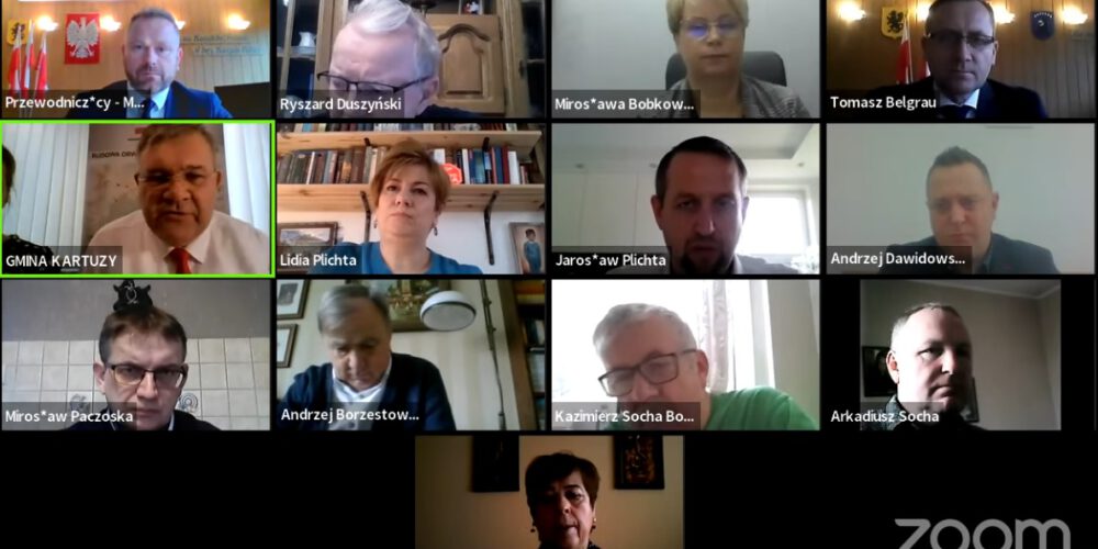 Kartuzy. Trwa sesja RM. Wrócił temat zmiany nazw fragmentów ulic. Jest alternatywny pomysł magistratu