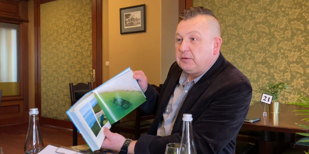 Rozmowy w Perełce – Artur Socha: „Fajnie byłoby cofnąć się do lat 80-tych czy 90-tych, chociaż na 2 tygodnie…”