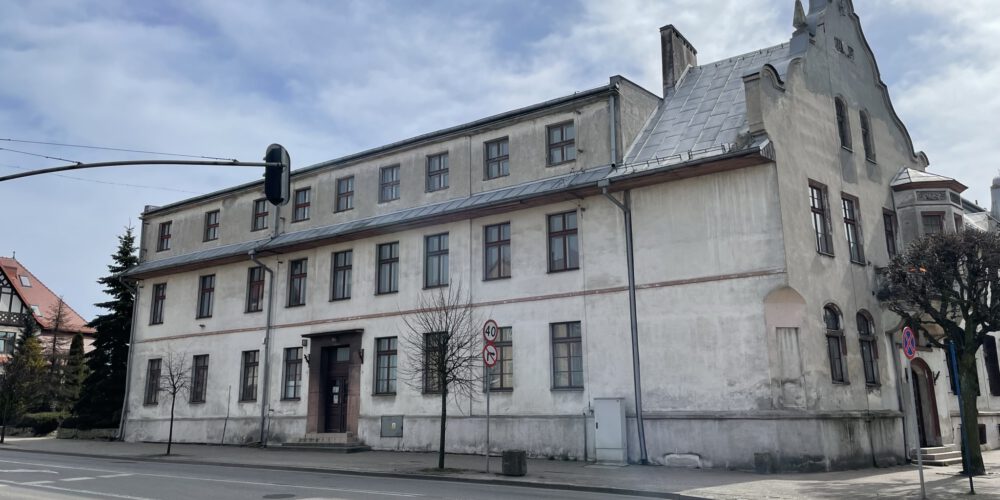 Kartuzy. Budynek po starym sądzie czeka renowacja. Umowa podpisana