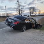 Borcz. Kierowca wjechał do rowu… i uciekł na pobliską budowę