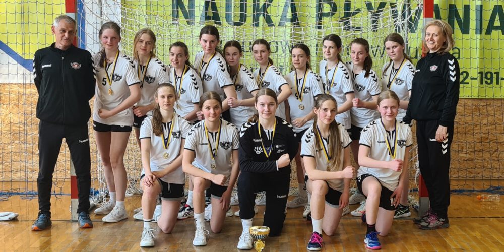 Sport. Uczennice SP w Baninie mistrzami Woj. Pomorskiego w rozgrywkach Igrzysk Młodzieży Szkolnej w Piłce Ręcznej