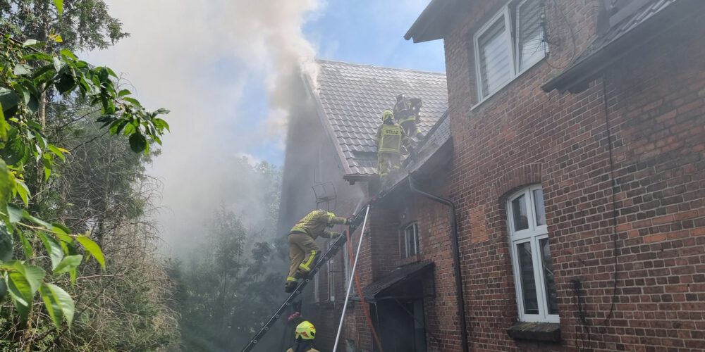 Kiełpino. Pożar budynku przy ul. Szkolnej. Straty są ogromne