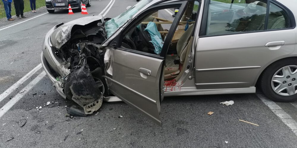 Leźno. Wypadek z udziałem 79-latka. Trafił do szpitala