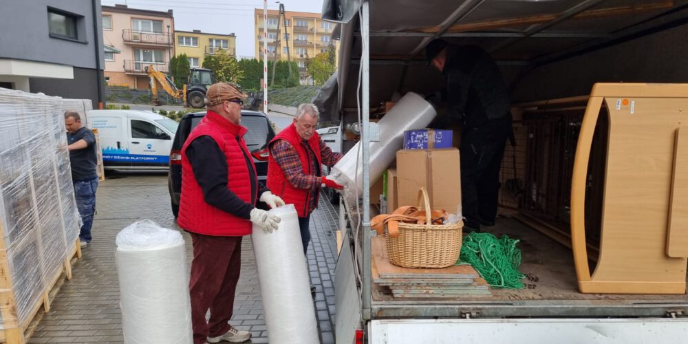 Kartuzy. Duderstadt z darami dla hospicjum i Domu Dziecka
