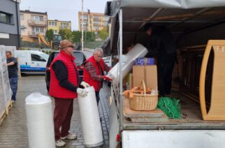 Kartuzy. Duderstadt z darami dla hospicjum i Domu Dziecka