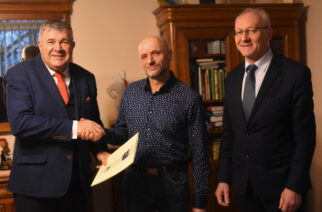 Gm. Kartuzy. Podpisano umowy na realizację remontów dróg w sołectwach