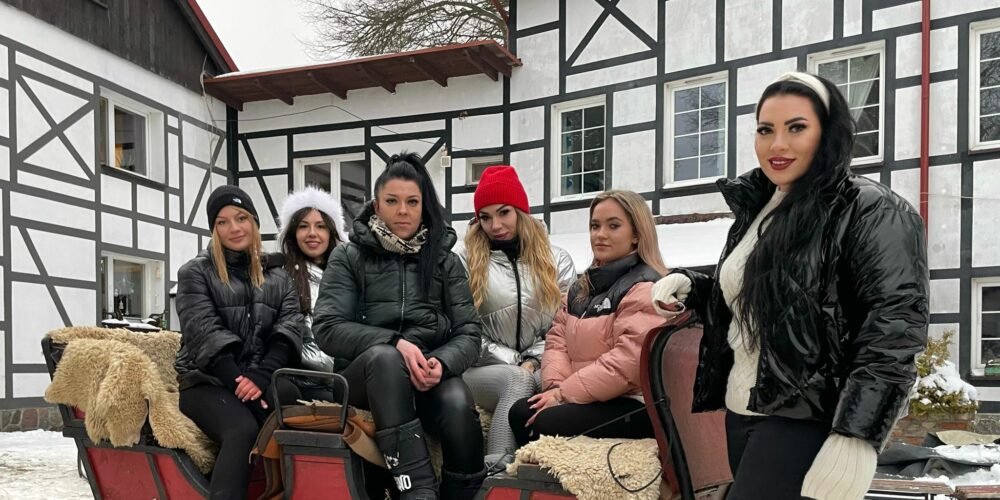 Gm. Stężyca. Nagrano teledysk do zimowej piosenki Kaszubskiej Influencerki. Kiedy premiera?