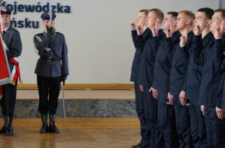 Region. Młodzi policjanci będą zarabiać więcej
