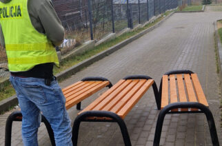 Żukowo. Złapano złodzieja, którego łupem padły… ławeczki