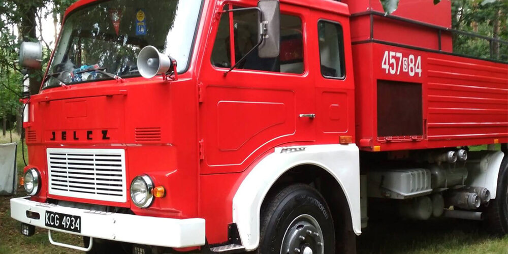 Sierakowice. Potężny pożar w budynku piekarni