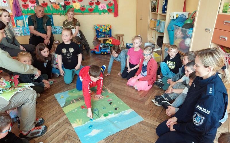 Kolejne spotkania żukowskich dzielnicowych z dziećmi