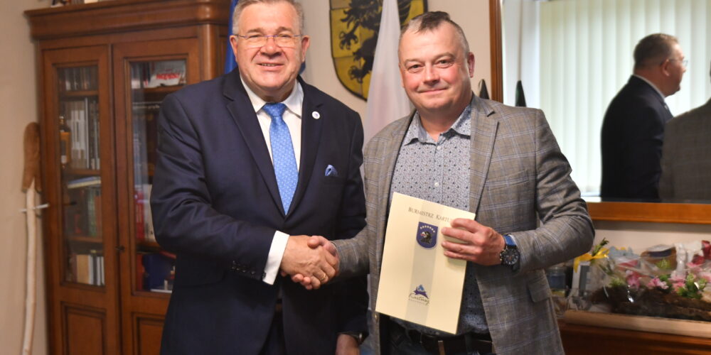 Rozpoczął się remont alejek w Parku Matki Boskiej Królowej Korony Polskiej