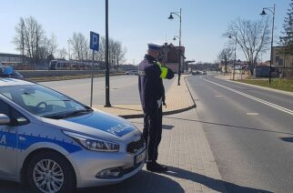 Pępowo. Drastycznie przekroczył dozwoloną prędkość. Na utracie „prawka” się nie skończyło