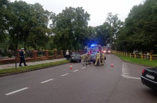 Kartuzy. Kolizja przy wjeździe na ul. Chmieleńską