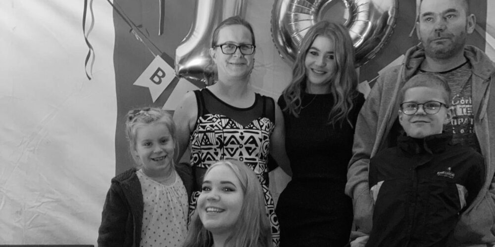 Nowotwór zabrał im ojca. Trwa zbiórka na dokończenie budowy domu, którą zaczął