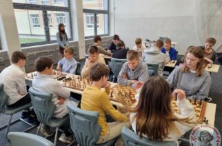 Półfinały wojewódzkie Igrzysk Dzieci i Młodzieży Szkolnej w Szachach Drużynowych