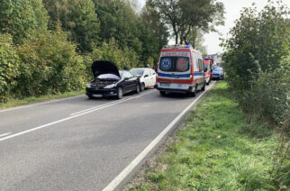 Pałubice. Wypadek drogowy z udziałem 3 pojazdów