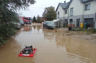 Zalane drogi w gm. Żukowo. Interweniowali strażacy
