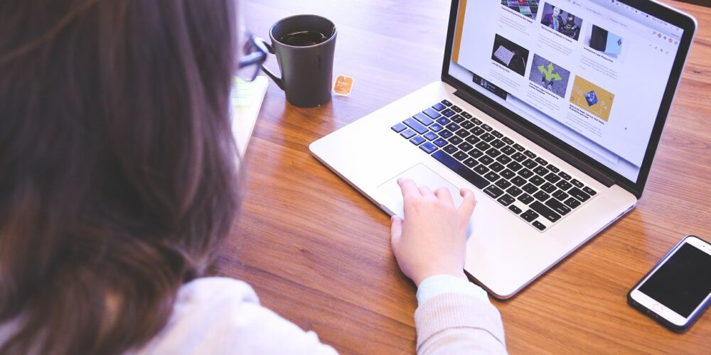 Kolejne oszustwa w pow. kartuskim. Poszkodowani stracili spore pieniądze