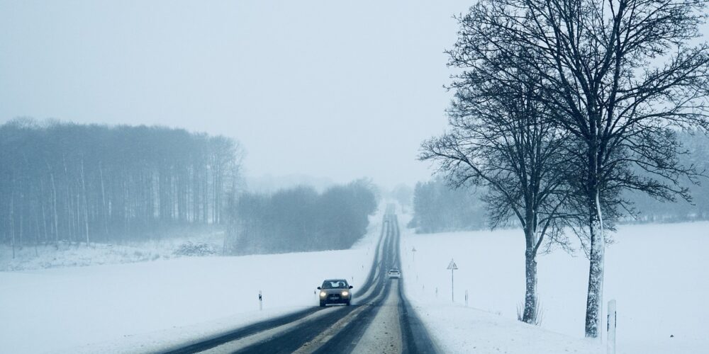Trudne warunki na drogach. Jest apel policji