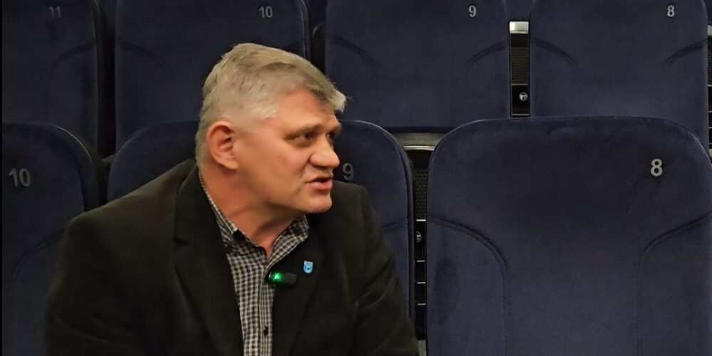 Andrzej Bystron:  „Albo coś jest czarne, albo białe, ewentualnie czerwone w konkretnych przypadkach…”