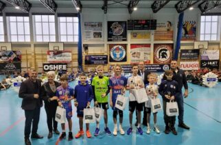 UKS BAT KARTUZY 5. w XI Ogólnopolskim Mikołajkowym Turnieju Piłki Ręcznej