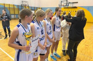 Sukces kartuskich koszykarek. Zajęły I miejsce w województwie