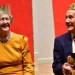 Tańce oraz wybór króla i królowej na balu karnawałowym seniorów