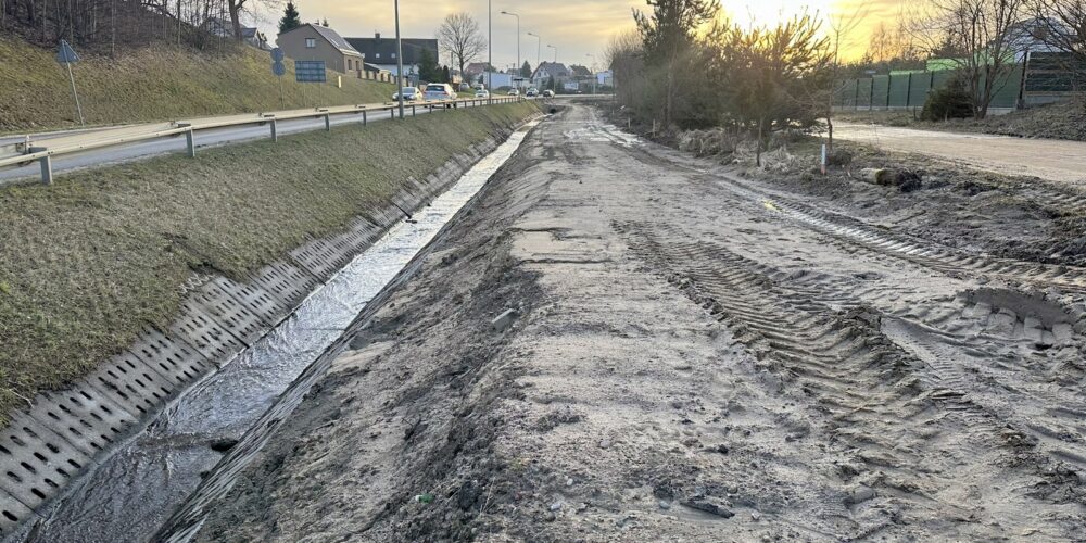 Żukowo. Powstaje ciąg pieszo-rowerowy do Borkowa