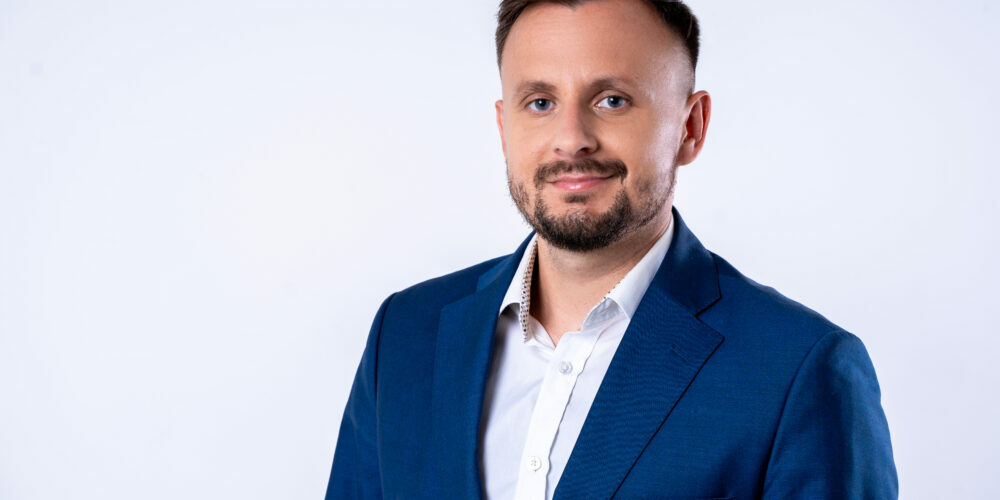 Ekspert z powiatu kartuskiego, dr Patryk Kaczmarek: „Wycena Lotosu wielokrotnie poniżej wartości godziwej…”