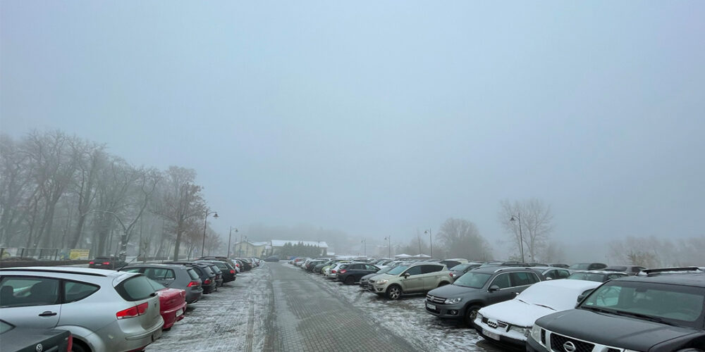 Parking przy ul. Wzgórze Wolności znów wyłączony z użytkowania
