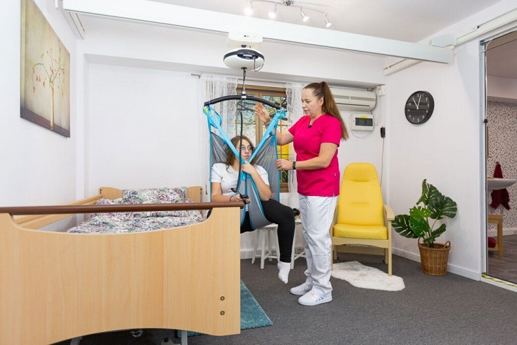 Podnośnik sufitowy pacjenta