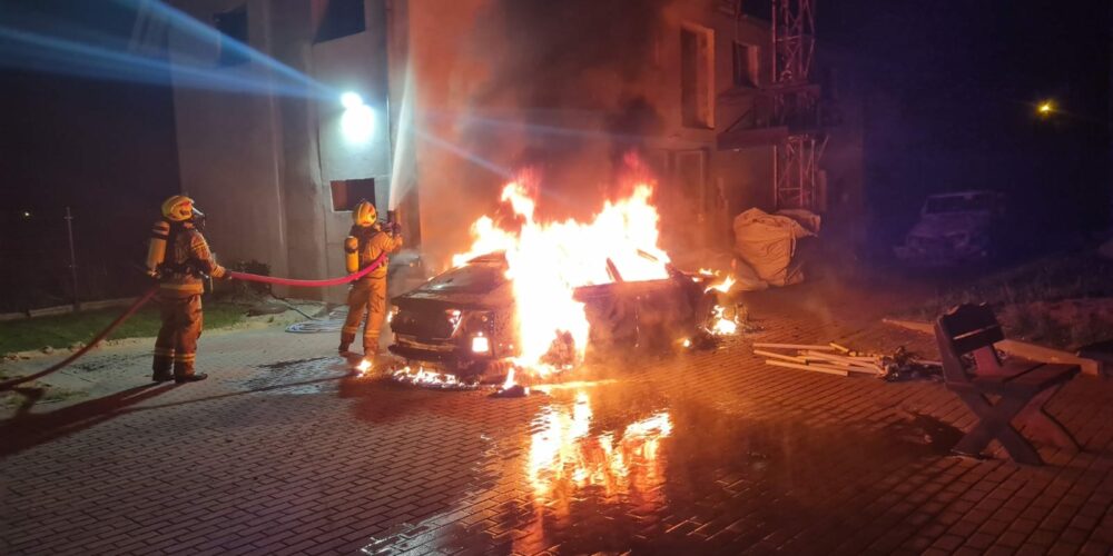 Leźno. Ktoś podpalił auto… dwa razy w tym samym miejscu?