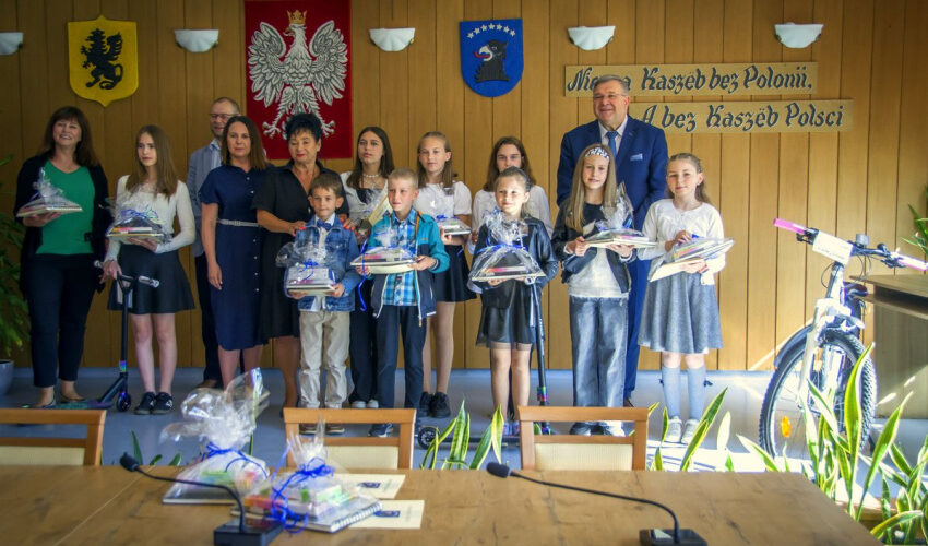 Laureaci konkursu „Wybieram marzenia – nie uzależnienia” otrzymali m. in. rowery górskie