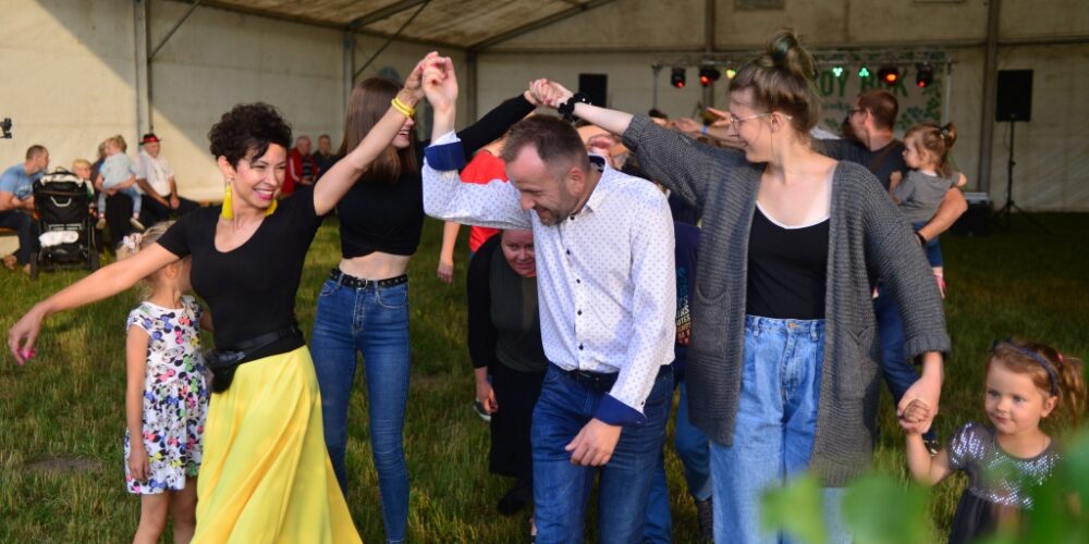 Gm. Somonino. Potańcówka w „Sarnim Dworze” już za kilka dni!