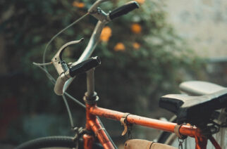 Sierakowice. Wsiadł na rower kompletnie pijany. Na widok policji… przewrócił się